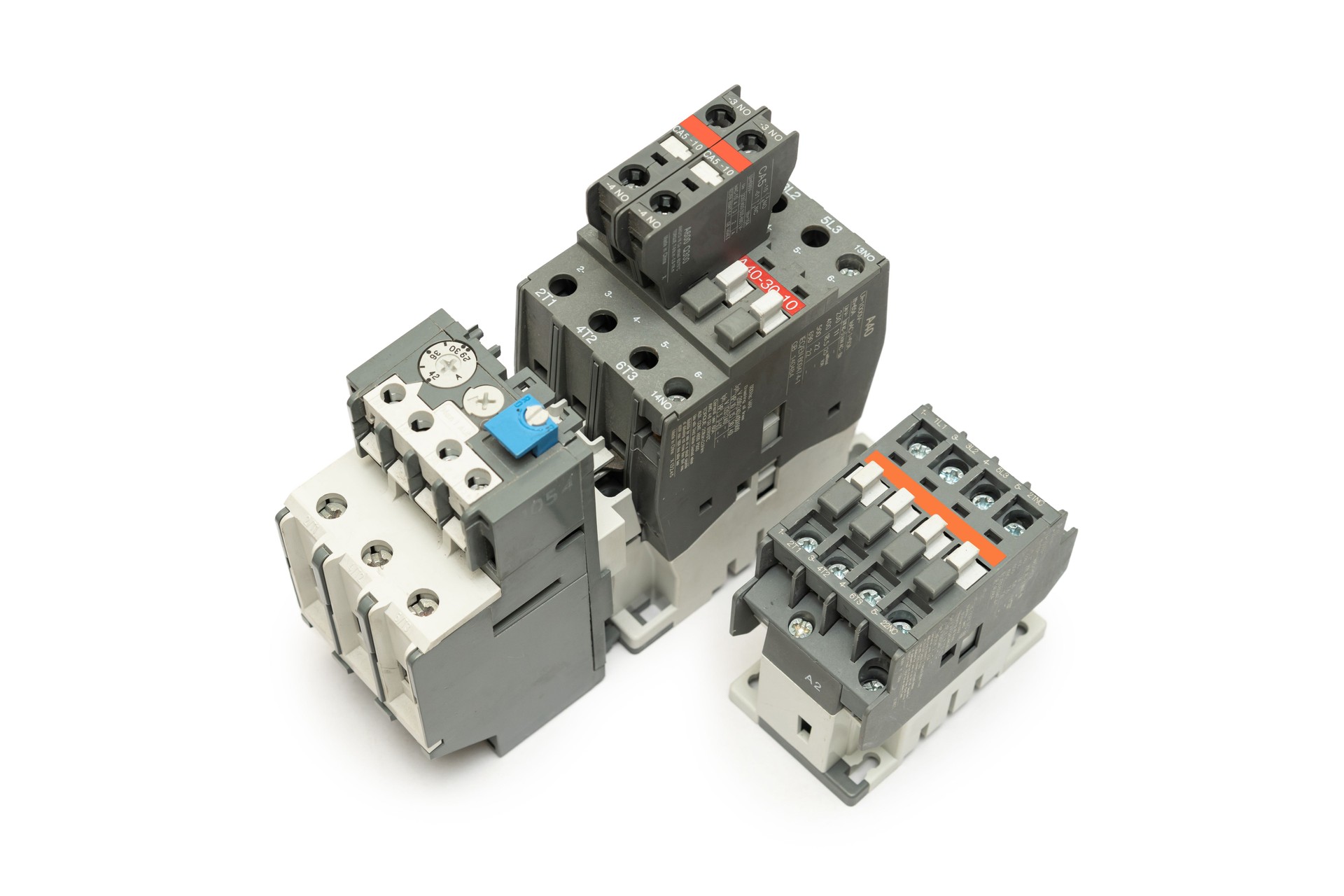 Magnetic contactor